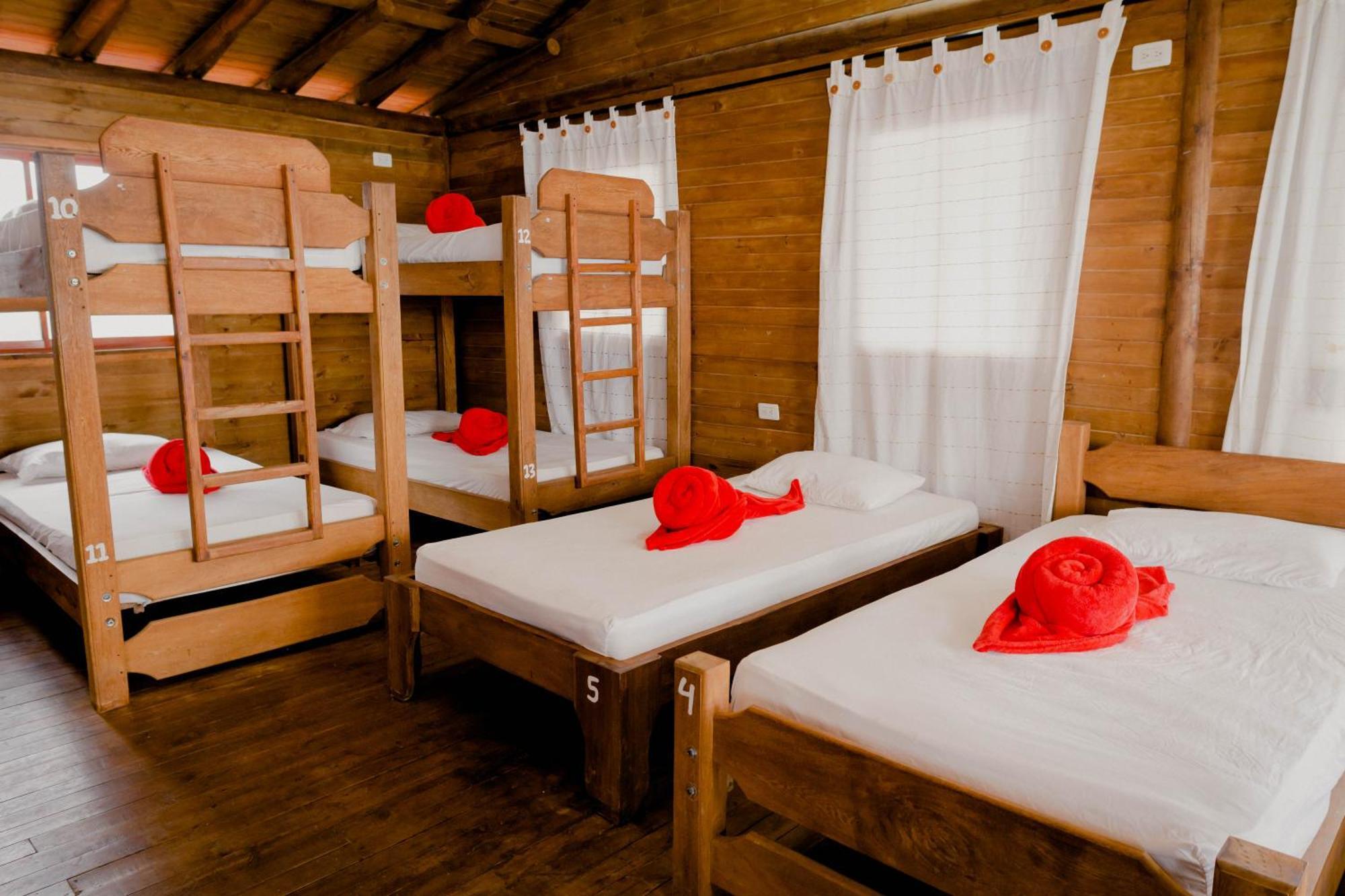 Hostal Sierra ミンカ エクステリア 写真